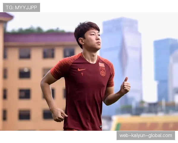 张琳芃近期防守表现为何趋于稳健？